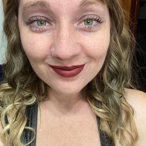 Meet your Posher, Brittney